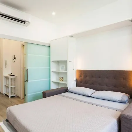 Apartment Youhosty - Piranesi 43 Milan